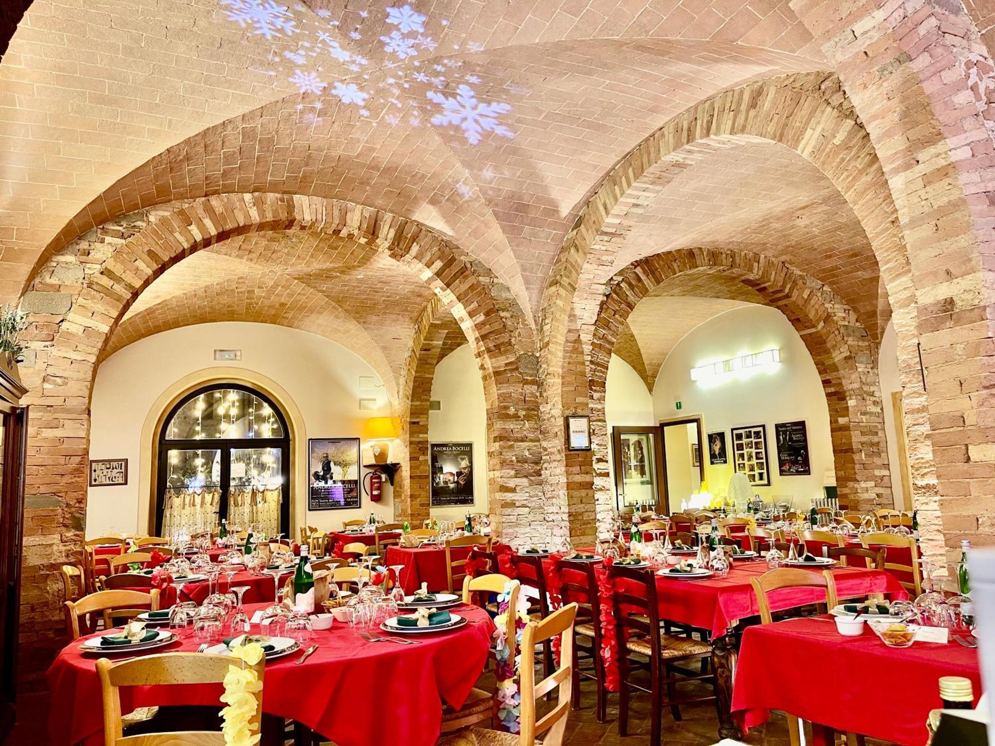 Le Vecchie Cantine Chianni Exterior photo
